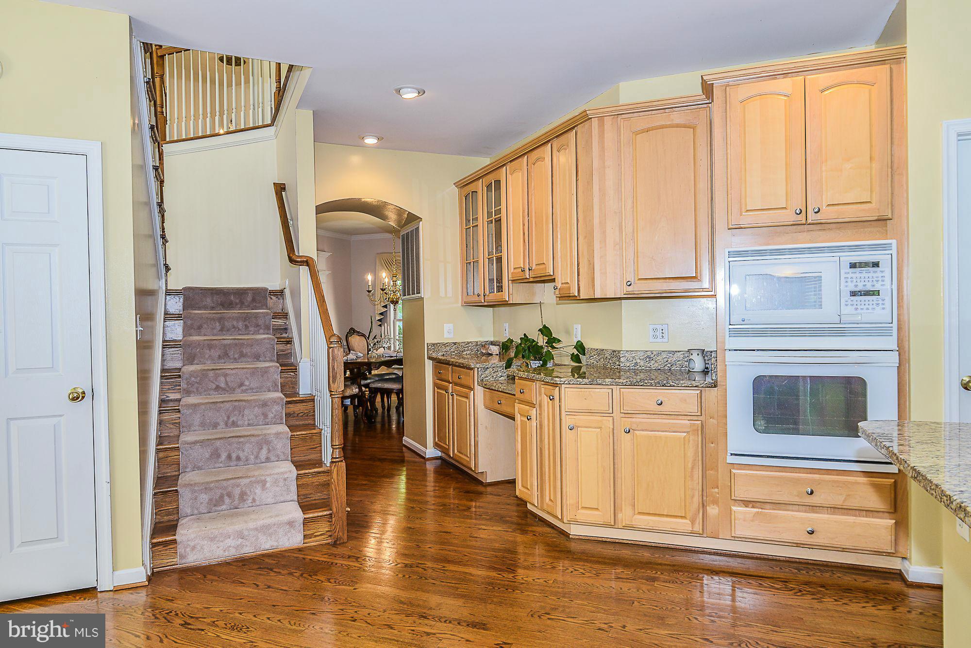 7862 Pembridge Road Manassas, VA 20112 - Photo 8 of 30 Kitchen