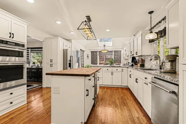 $1,749,000 | 3170 Wild Dunes Path, Stevensville, MI 49127