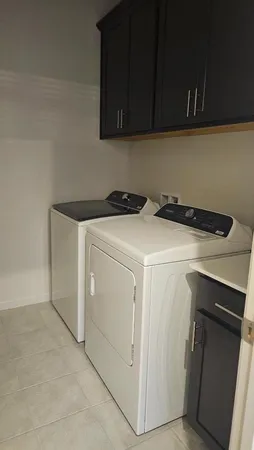 $2,850 | 2865 Bering Street, Manteca, CA 95337