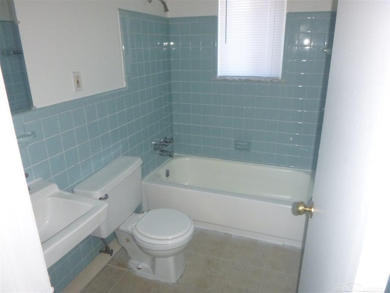 35197 23 Mile Road New Baltimore, MI 48047 - Photo 5 of 9