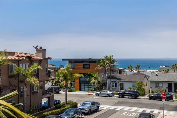 $9,950 | 331 11th Street, Hermosa Beach, CA 90254