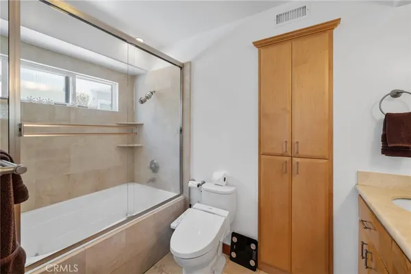 $9,950 | 331 11th Street, Hermosa Beach, CA 90254