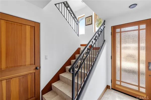 $9,950 | 331 11th Street, Hermosa Beach, CA 90254