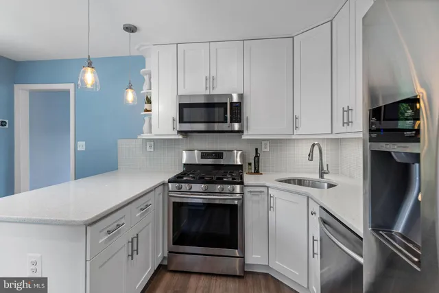 $3,300 | 2613 South Troy Street, Arlington, VA 22206