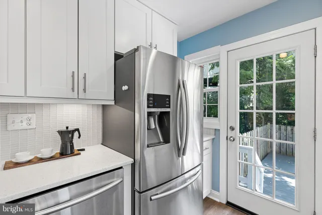 $3,300 | 2613 South Troy Street, Arlington, VA 22206