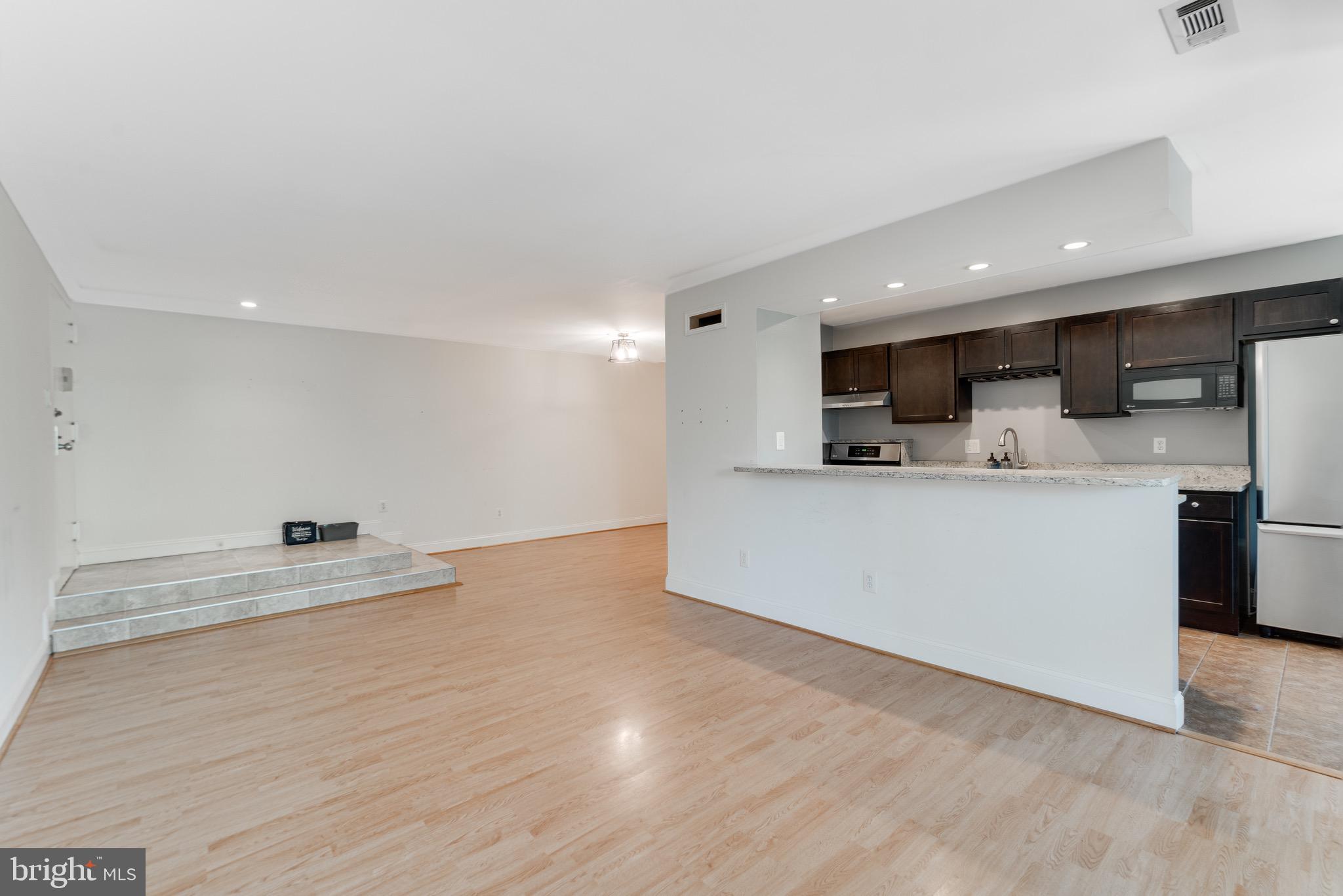 11200 Chestnut Grove Square, Unit 11200202 Reston, VA 20190 - Photo 3 of 14 Gallery Image 3