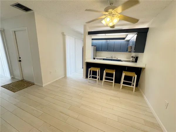 $1,800 | 1166 6th Avenue, Unit D, Vero Beach, FL 32960
