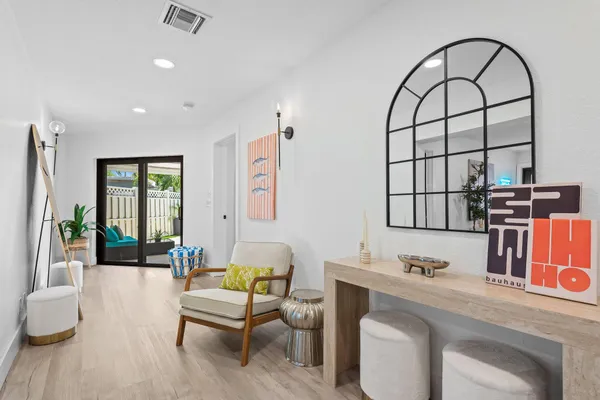 $2,199,999 | 581 Southeast 5th Avenue, Pompano Beach, FL 33060