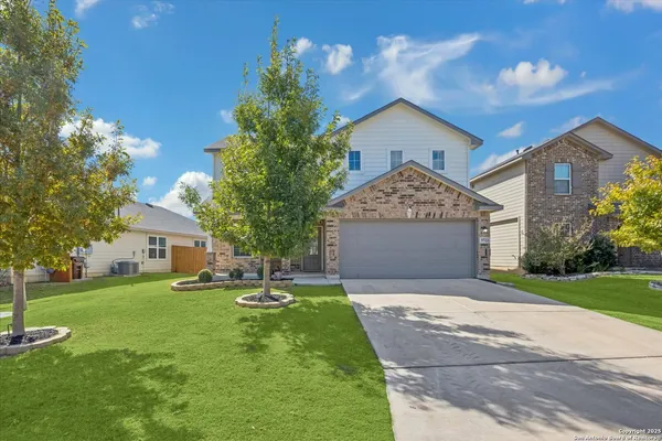 $2,300 | 9721 Moon Shine, San Antonio, TX 78254