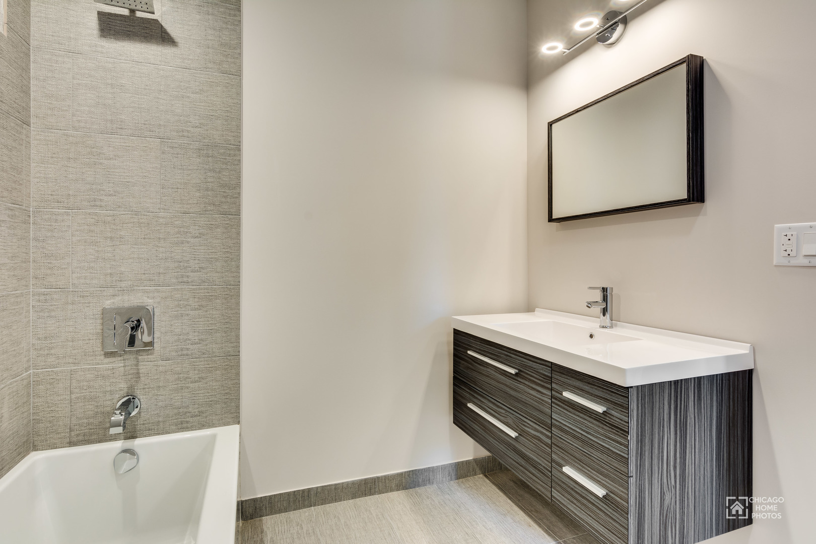 2437 West Jackson Boulevard Chicago, IL 60612 - Photo 16 of 30