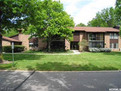 22962 Maple Ridge Road, Unit 202 North Olmsted, OH 44070 - Photo 1 of 1 Gallery Image 1