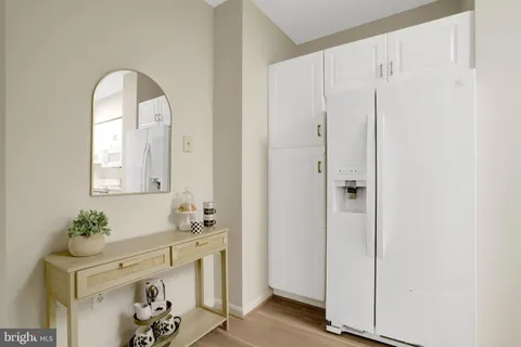 $835,000 | 2121 Jamieson Avenue, Unit 401, Alexandria, VA 22314