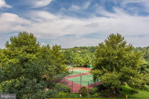 $835,000 | 2121 Jamieson Avenue, Unit 401, Alexandria, VA 22314