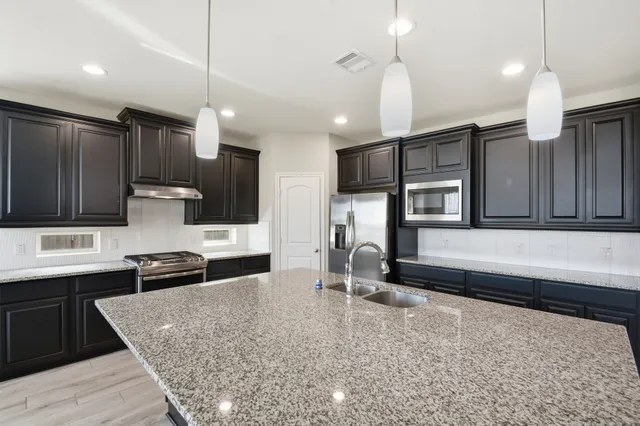 $419,900 | 19642 Crystal Ivy Lane, Spring, TX 77388