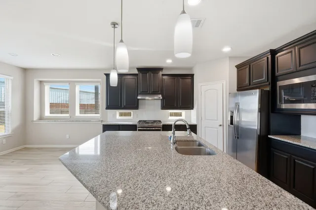 $419,900 | 19642 Crystal Ivy Lane, Spring, TX 77388