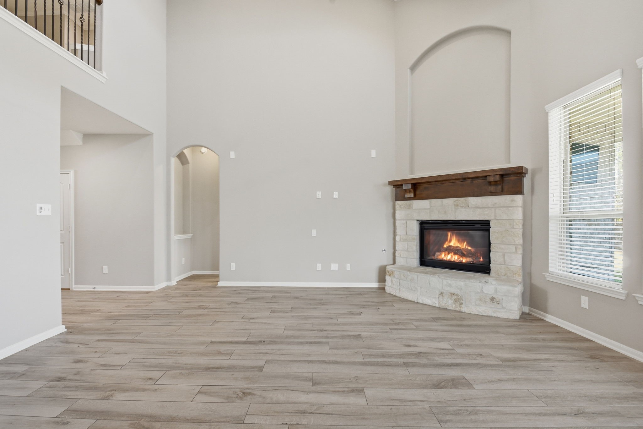 19642 Crystal Ivy Lane Spring, TX 77388 - Photo 8 of 45