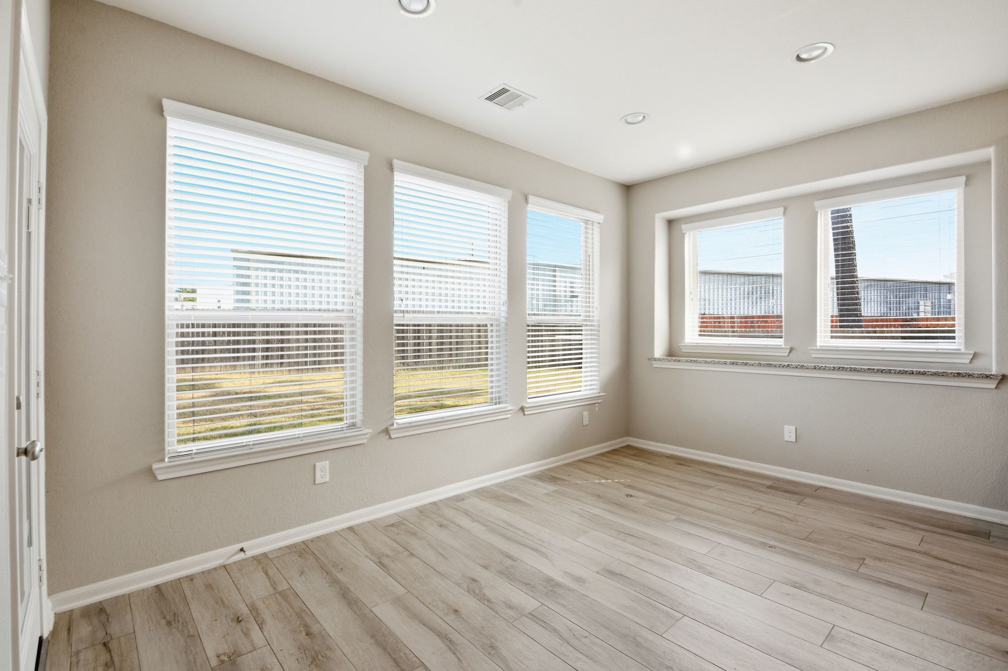 19642 Crystal Ivy Lane Spring, TX 77388 - Photo 9 of 45