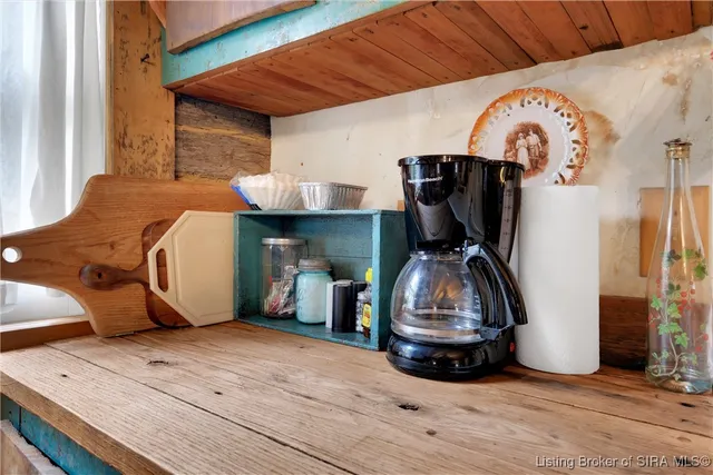 $500,000 | 2945 North Greenbrier Road, Madison, IN 47250