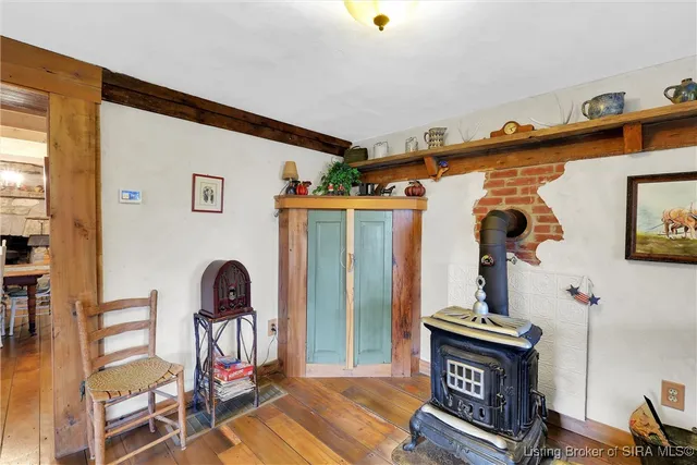 $500,000 | 2945 North Greenbrier Road, Madison, IN 47250