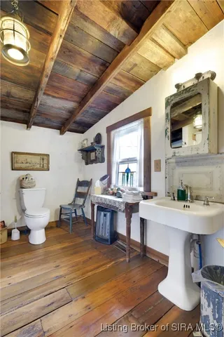 $500,000 | 2945 North Greenbrier Road, Madison, IN 47250