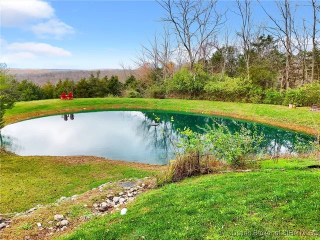 $500,000 | 2945 North Greenbrier Road, Madison, IN 47250