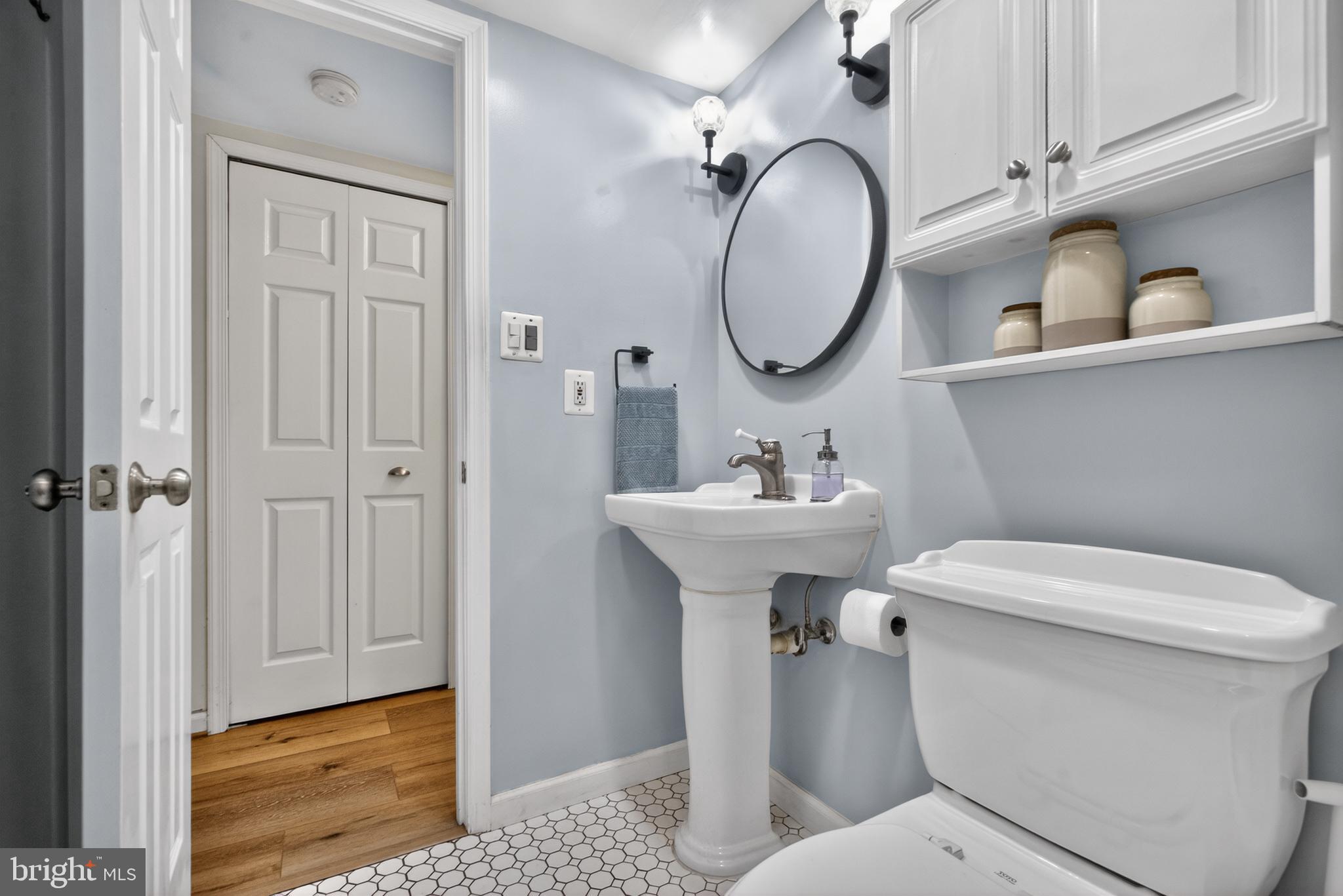 29 14th Street Northeast, Unit 29 Washington, DC 20003 - Photo 9 of 26