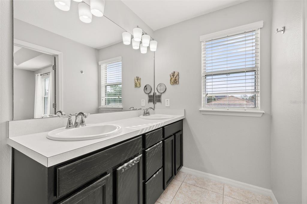 7435 Ripplepointe Way Windermere, FL 34786 - Photo 29 of 66