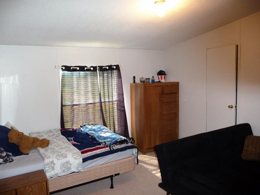 281 Sunnyview Road Greeneville, TN 37743 - Photo 14 of 23 Bedroom 3