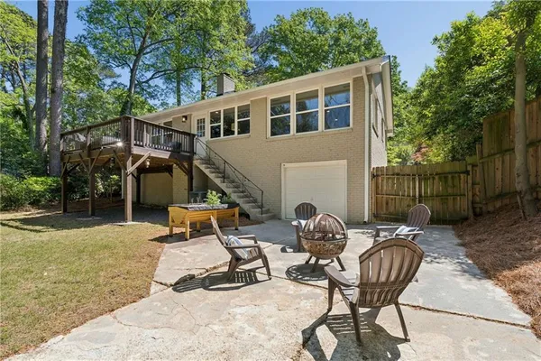 $765,000 | 2304 Pembrook Place Northeast, Atlanta, GA 30324