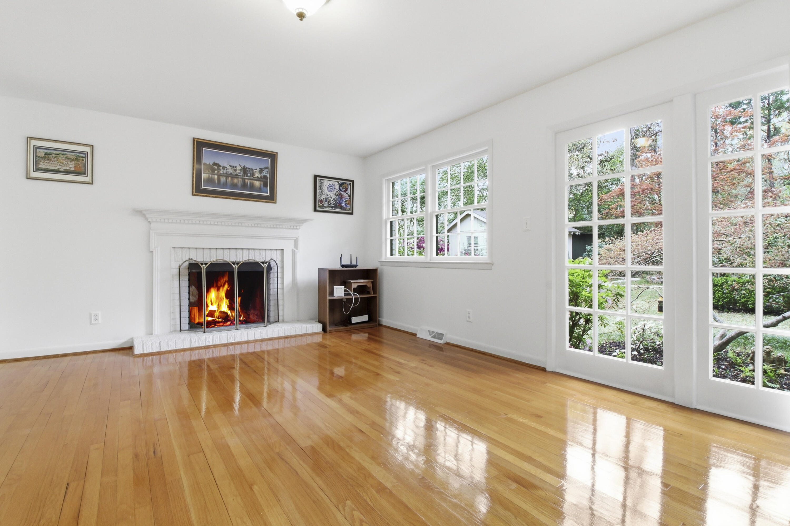 103 County Rd S-18-491 Summerville, SC 29485 - Photo 16 of 49 Living room