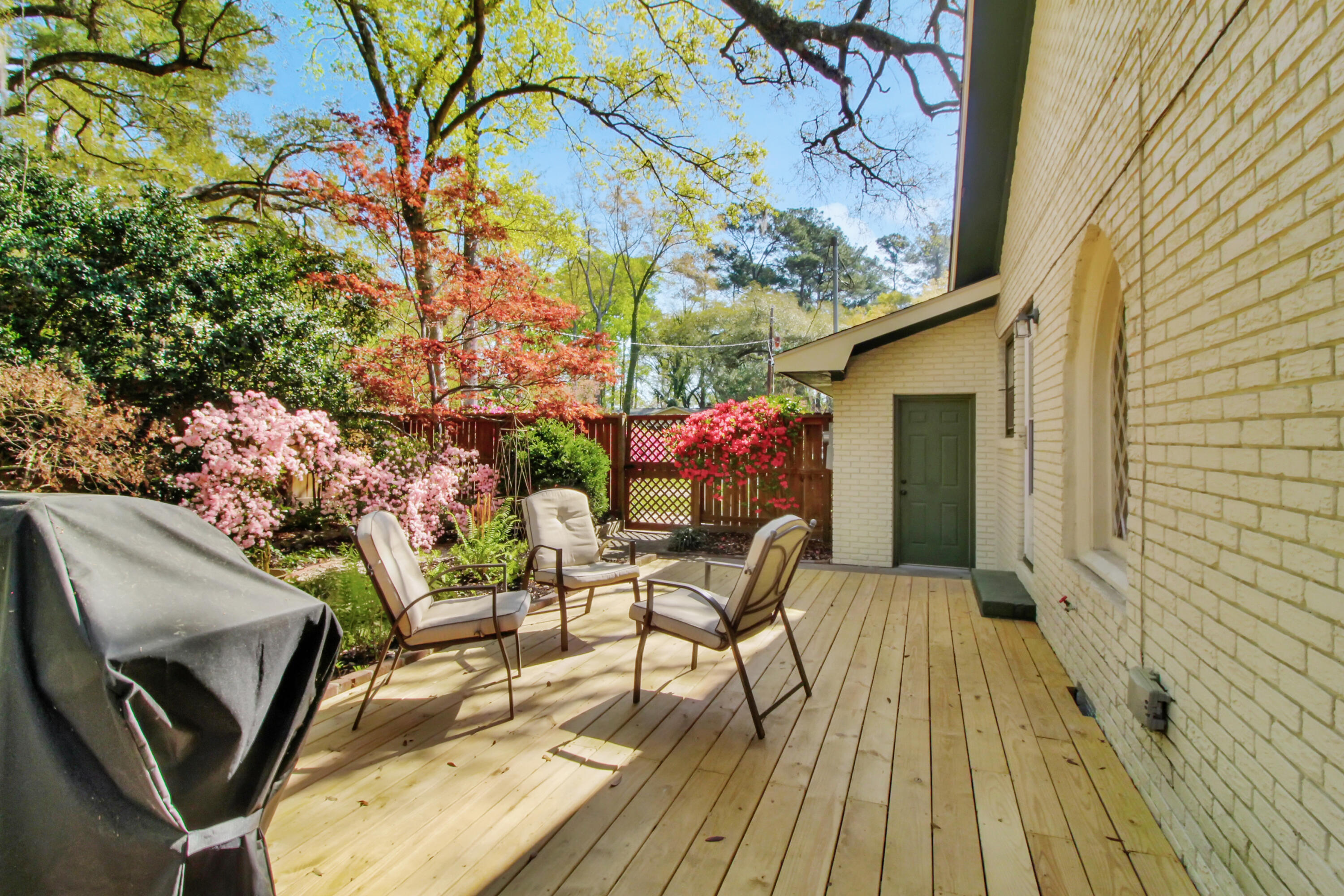 103 County Rd S-18-491 Summerville, SC 29485 - Photo 33 of 49 Back deck