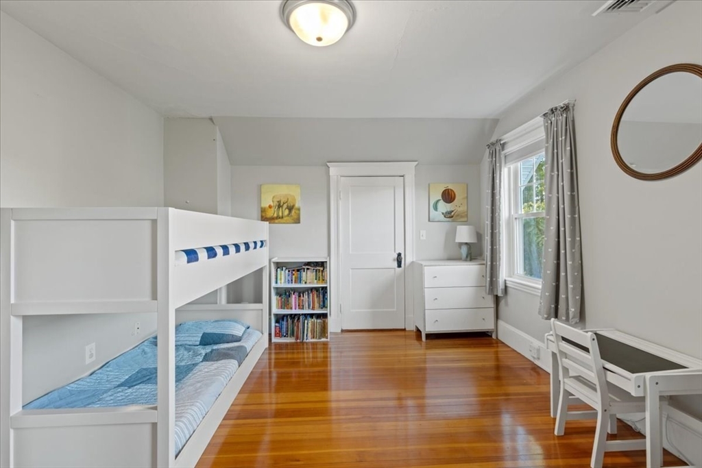 533 Chestnut Street Needham, MA 02492 - Photo 31 of 41 Gallery Image 31
