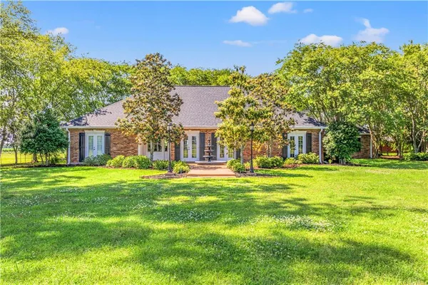 $584,999 | 298 Highway 470, Lecompte, LA 71346