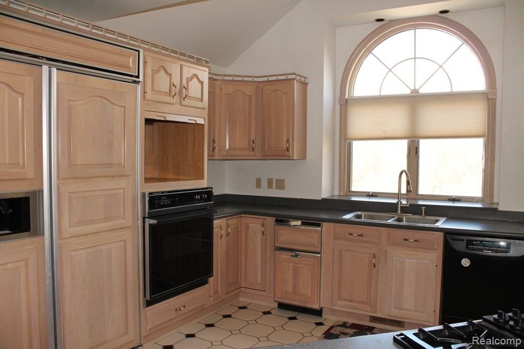 8205 Douglas Road Pinckney, MI 48169 - Photo 12 of 77 Douglas 8205 (9).JPG