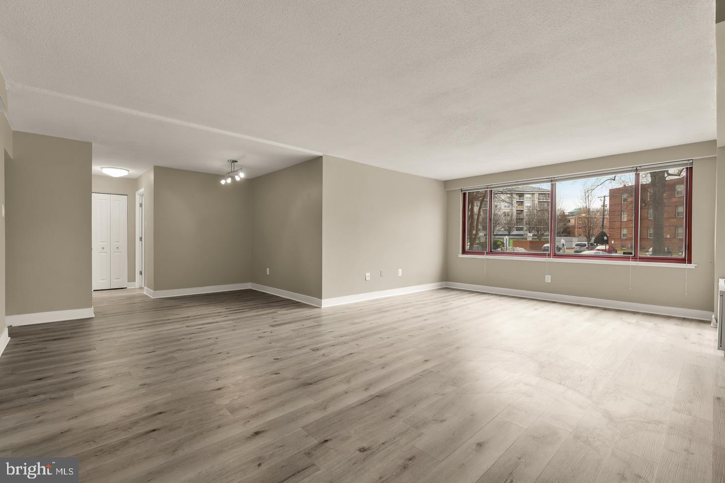 1220 Blair Mill Road, Unit 101 Silver Spring, MD 20910 - Photo 7 of 26 Gallery Image 7