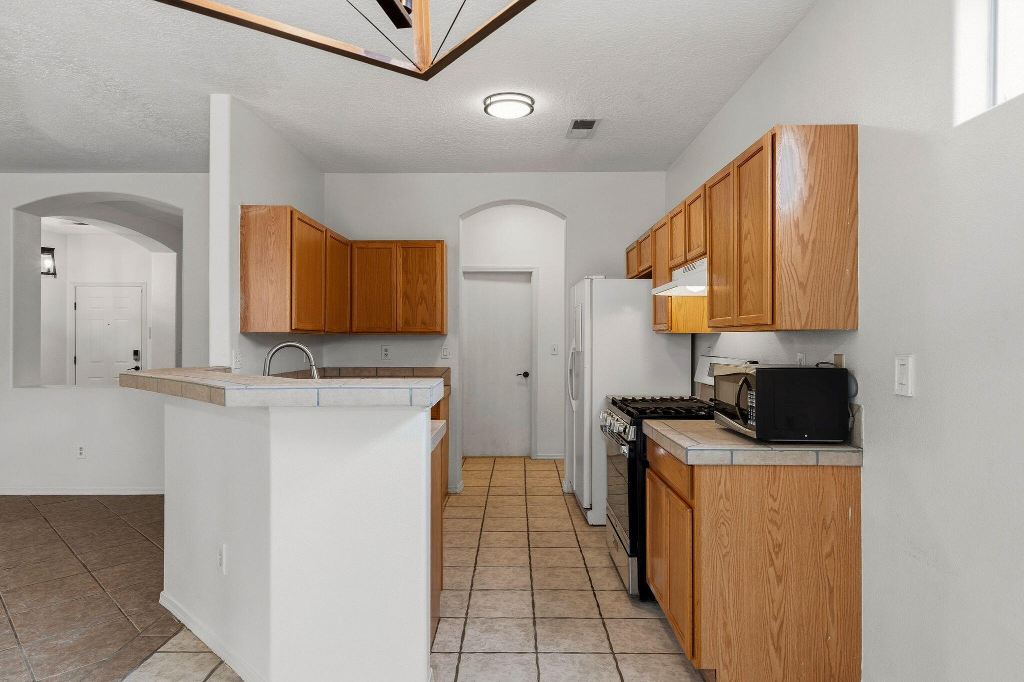 7428 Silverthorne Road Northwest Albuquerque, NM 87114 - Photo 12 of 28 Gallery Image 12