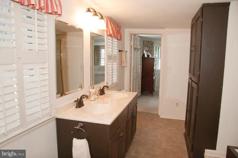 501 Garrison Forest Road Owings Mills, MD 21117 - Photo 16 of 30 Master Bath