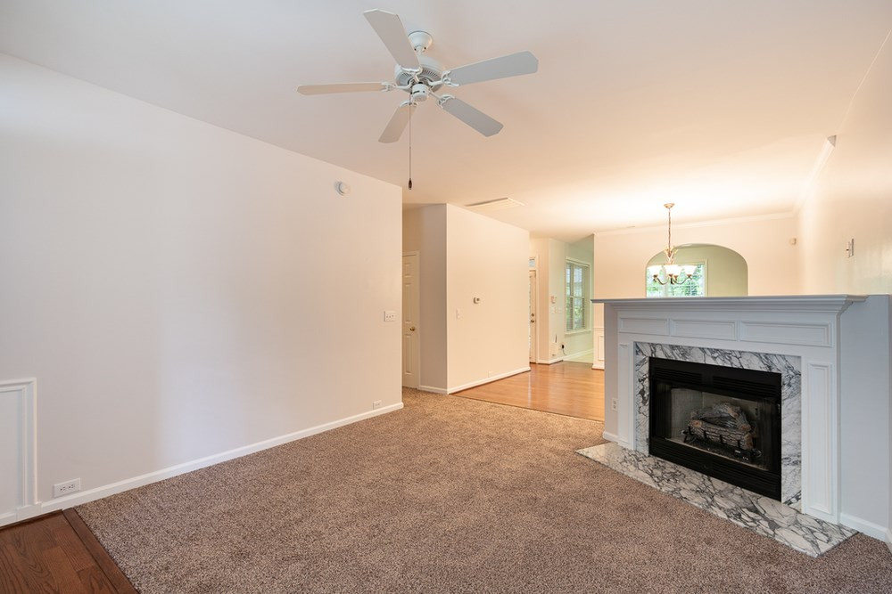 10322 Dapping Drive Raleigh, NC 27614 - Photo 4 of 30 Living Room