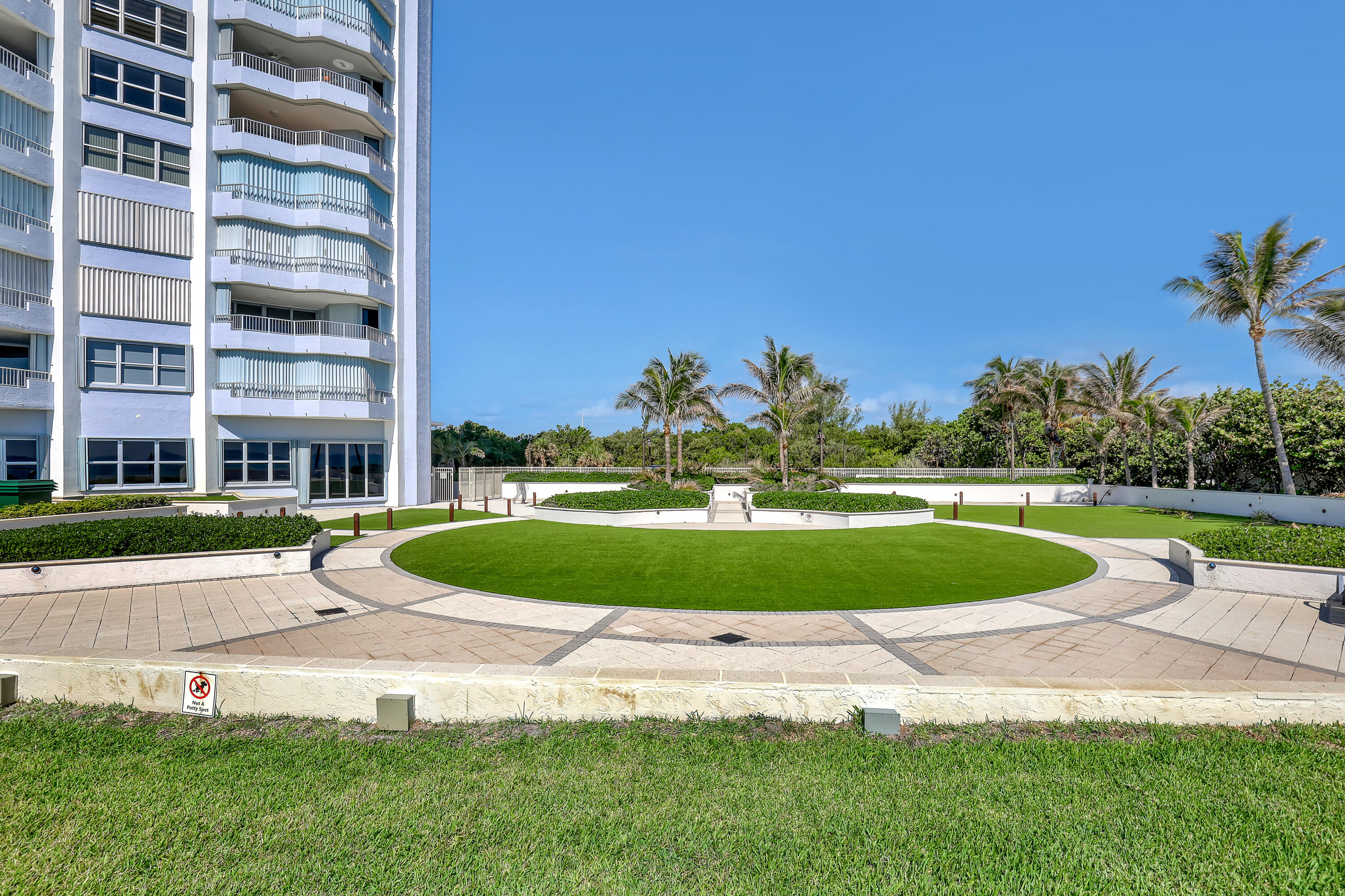 5200 North Ocean Drive, Unit 1902 Riviera Beach, FL 33404 - Photo 89 of 104 5200 N Ocean (20)