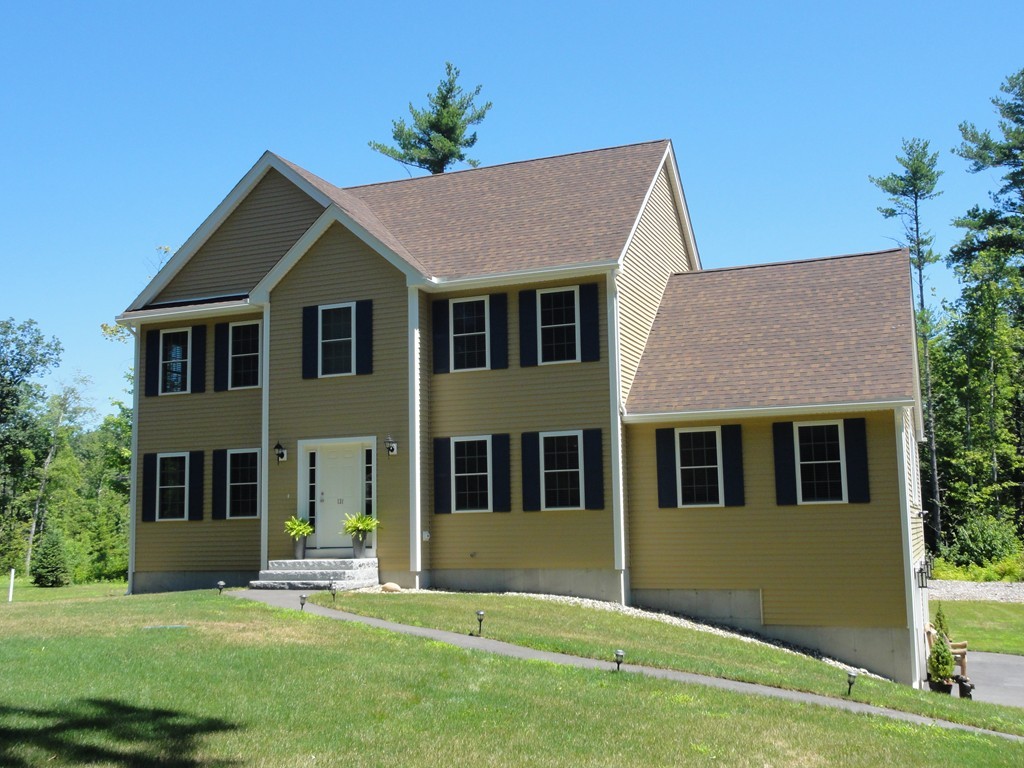 131 Reservoir Road Lunenburg, MA 01462 - Photo 1 of 28 Gallery Image 1