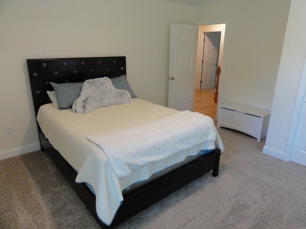 131 Reservoir Road Lunenburg, MA 01462 - Photo 12 of 28 Gallery Image 12
