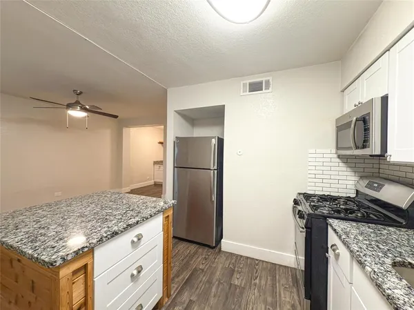 $1,100 | 5928 Fletcher Avenue, Unit 2, Fort Worth, TX 76107
