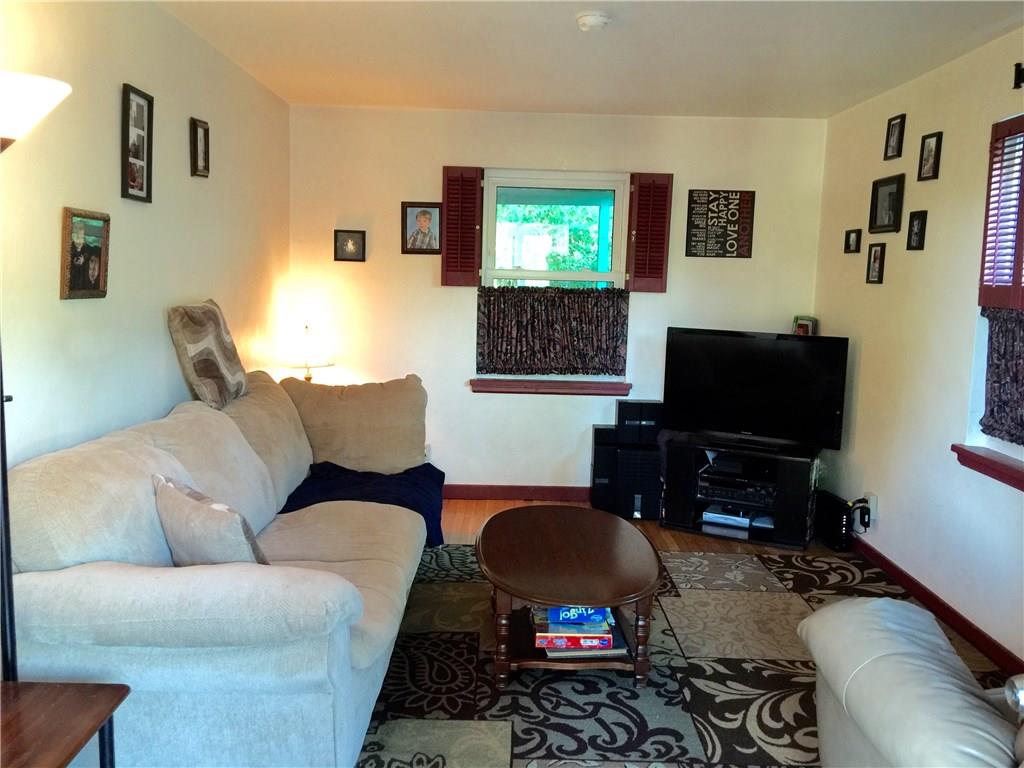 119 Idlewood Road Pittsburgh, PA 15235 - Photo 3 of 16 Gallery Image 3