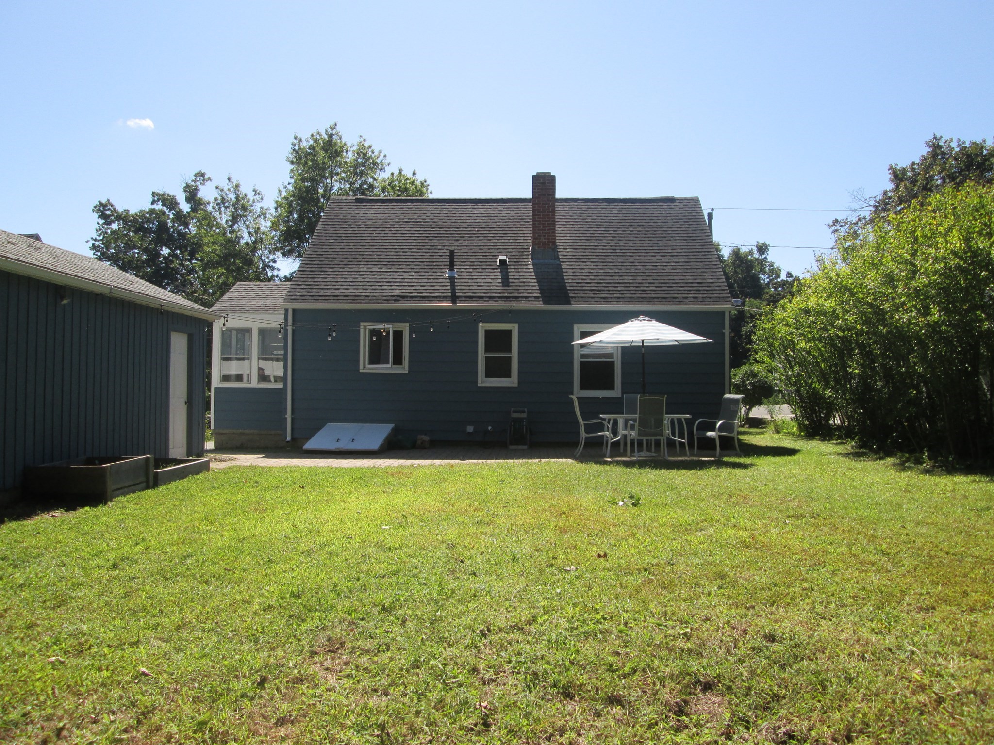 76 Surrey Road Springfield, MA 01118 - Photo 24 of 26 Gallery Image 24