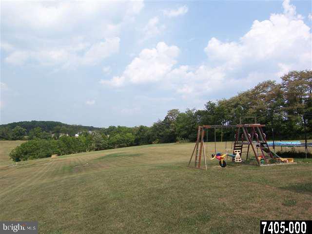 4192 Landis Road Hanover, PA 17331 - Photo 4 of 23 Gallery Image 4