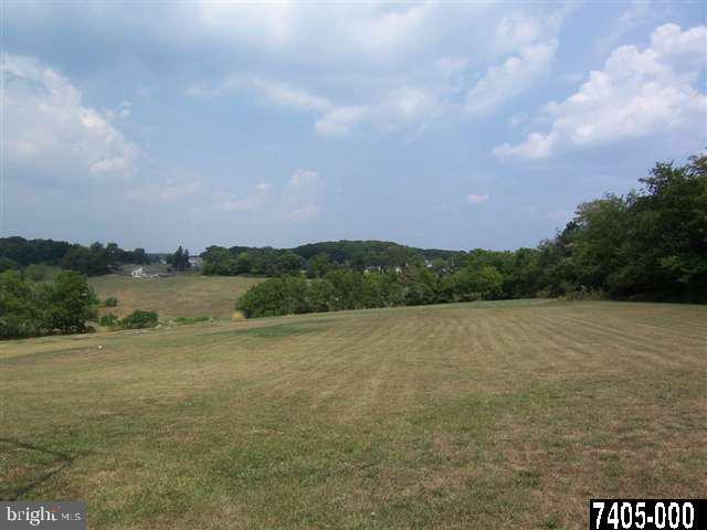 4192 Landis Road Hanover, PA 17331 - Photo 5 of 23 Gallery Image 5