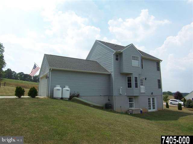 4192 Landis Road Hanover, PA 17331 - Photo 6 of 23 Gallery Image 6