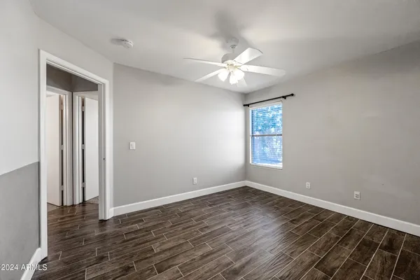 $2,200 | 2075 South Peppertree Drive, Gilbert, AZ 85295