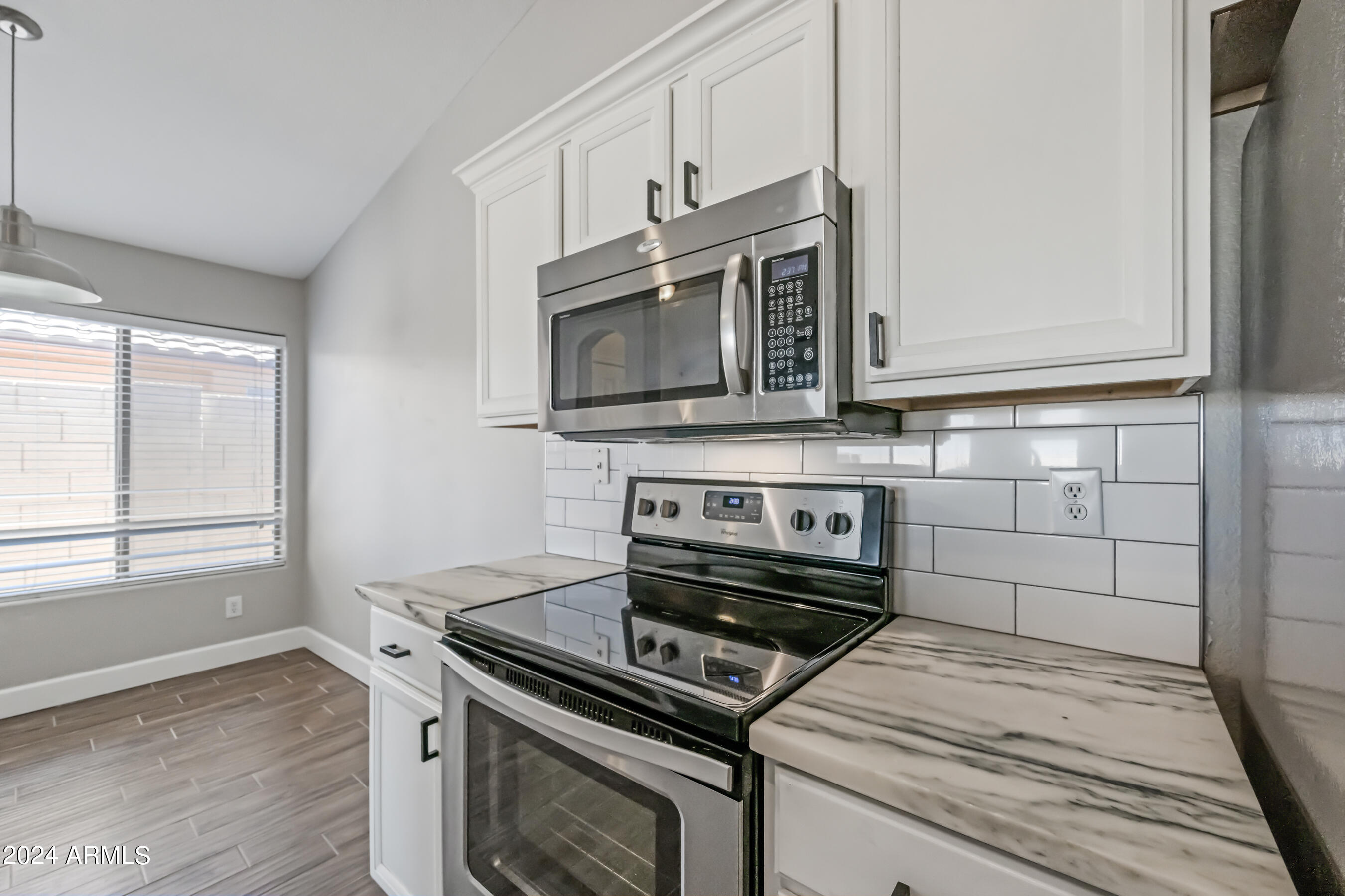 2075 South Peppertree Drive Gilbert, AZ 85295 - Photo 10 of 28 10-2075SPD-ocupix-LR2