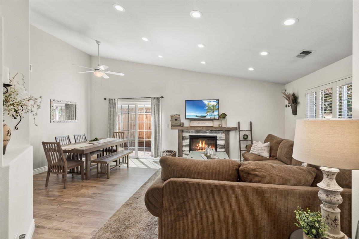 5458 Mesa Road Gilroy, CA 95020 - Photo 4 of 25 Gallery Image 4